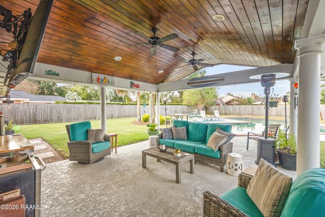 933 Marilyn Drive, Lafayette, LA 70503