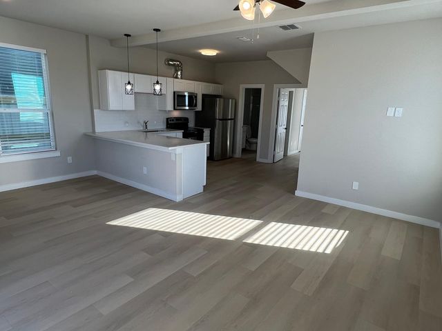 3409 Valley Vista Drive, Fort Worth, TX 76053