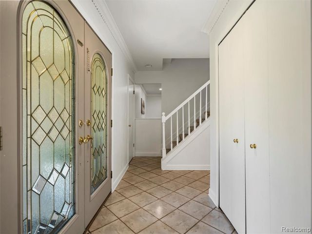 44364 Highgate Drive, Clinton Township, MI 48038