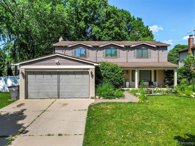 44364 Highgate Drive, Clinton Township, MI 48038