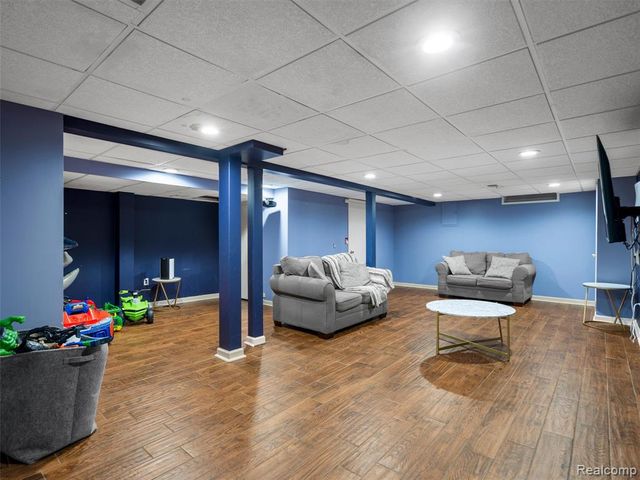 44364 Highgate Drive, Clinton Township, MI 48038