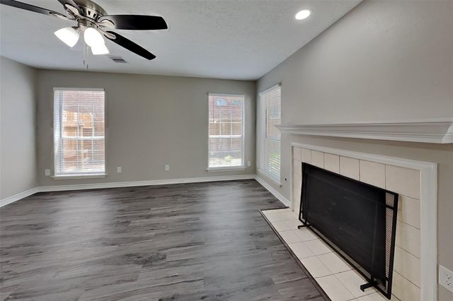 1211 Atlanta Drive, Richmond, TX 77406