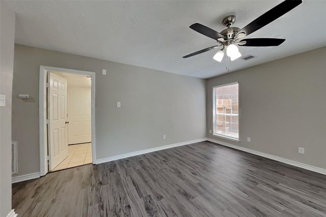 1211 Atlanta Drive, Richmond, TX 77406