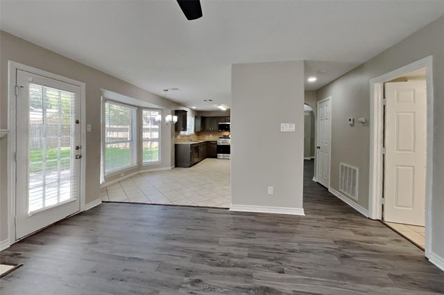 1211 Atlanta Drive, Richmond, TX 77406