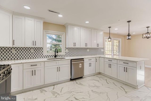 719 S MARLYN AVE, Baltimore, MD 21221