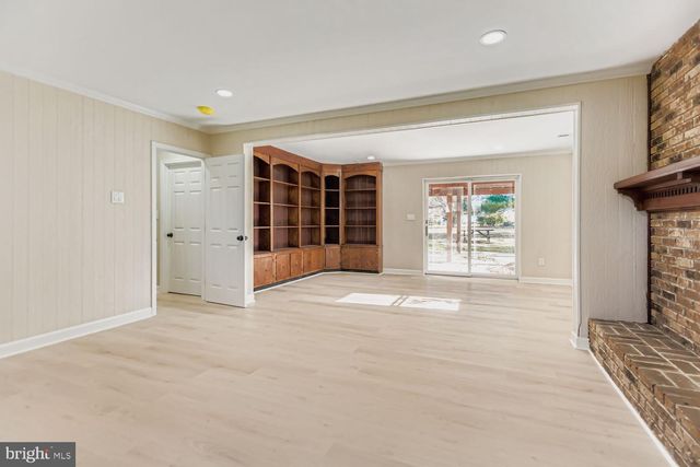 719 S MARLYN AVE, Baltimore, MD 21221