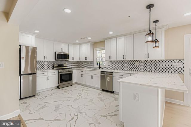 719 S MARLYN AVE, Baltimore, MD 21221