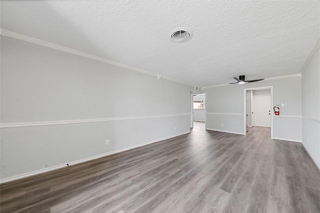 2675 Gessner Drive, Houston, TX 77080