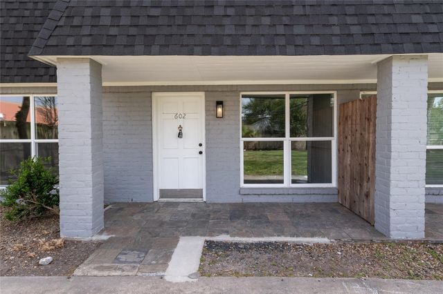 2675 Gessner Drive, Houston, TX 77080