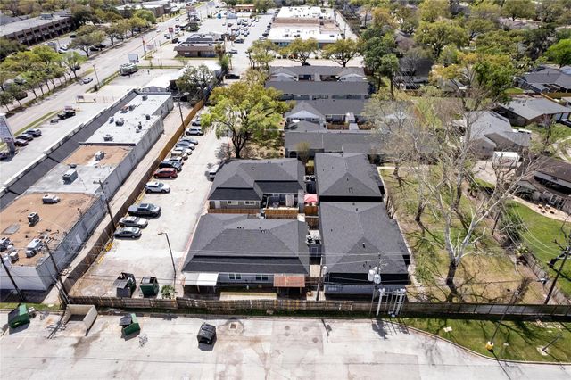 2675 Gessner Drive, Houston, TX 77080