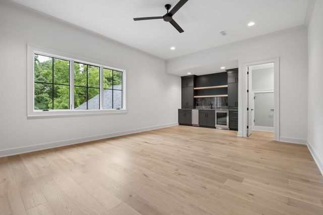 4123 Skyline Dr, Nashville, TN 37215