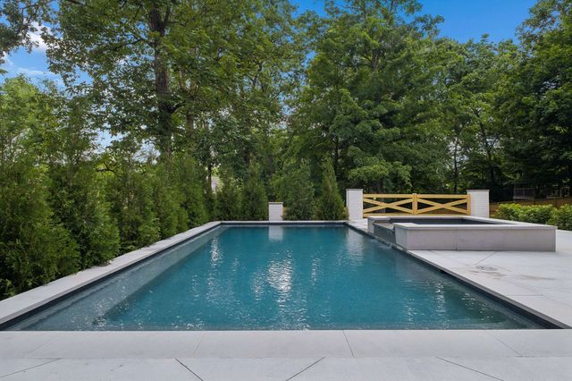 4123 Skyline Dr, Nashville, TN 37215