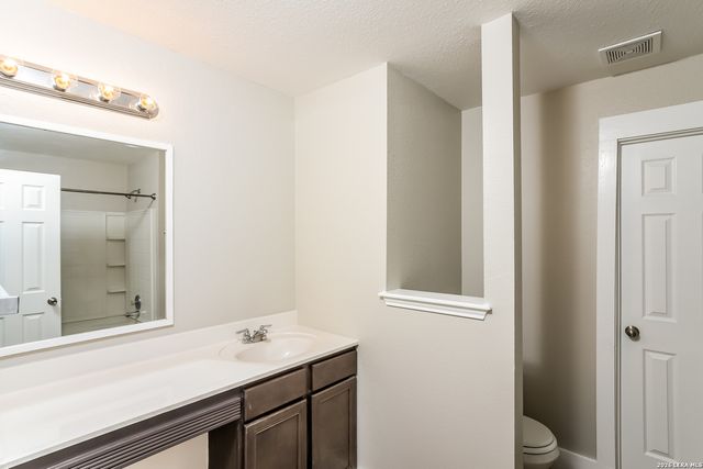 8039 SILVER GRV, San Antonio, TX 78254