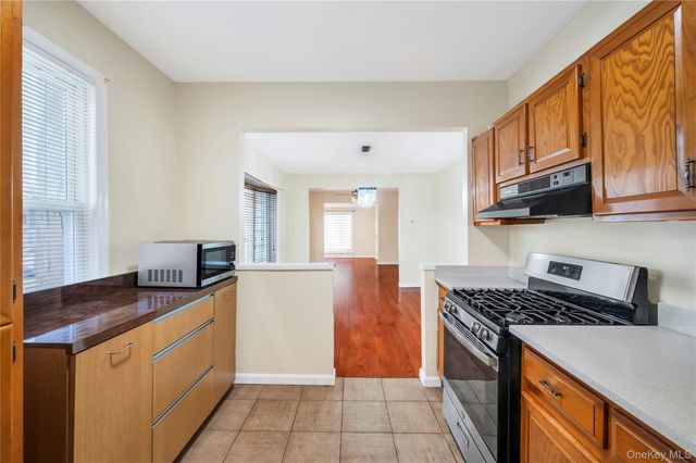 100-19 160th Avenue, Howard Beach, NY 11414