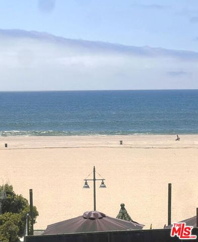 19 Sunset Avenue 3, Venice, CA 90291