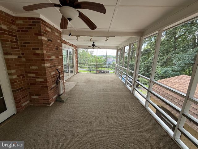 6633 GRAYS MILL RD, Warrenton, VA 20187