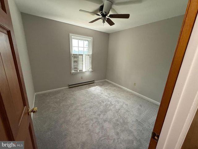 6633 GRAYS MILL RD, Warrenton, VA 20187