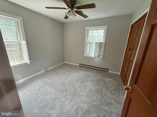 6633 GRAYS MILL RD, Warrenton, VA 20187