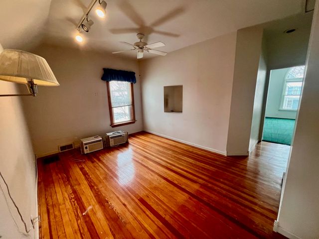 1715 5th Street, Bay City, MI 48708