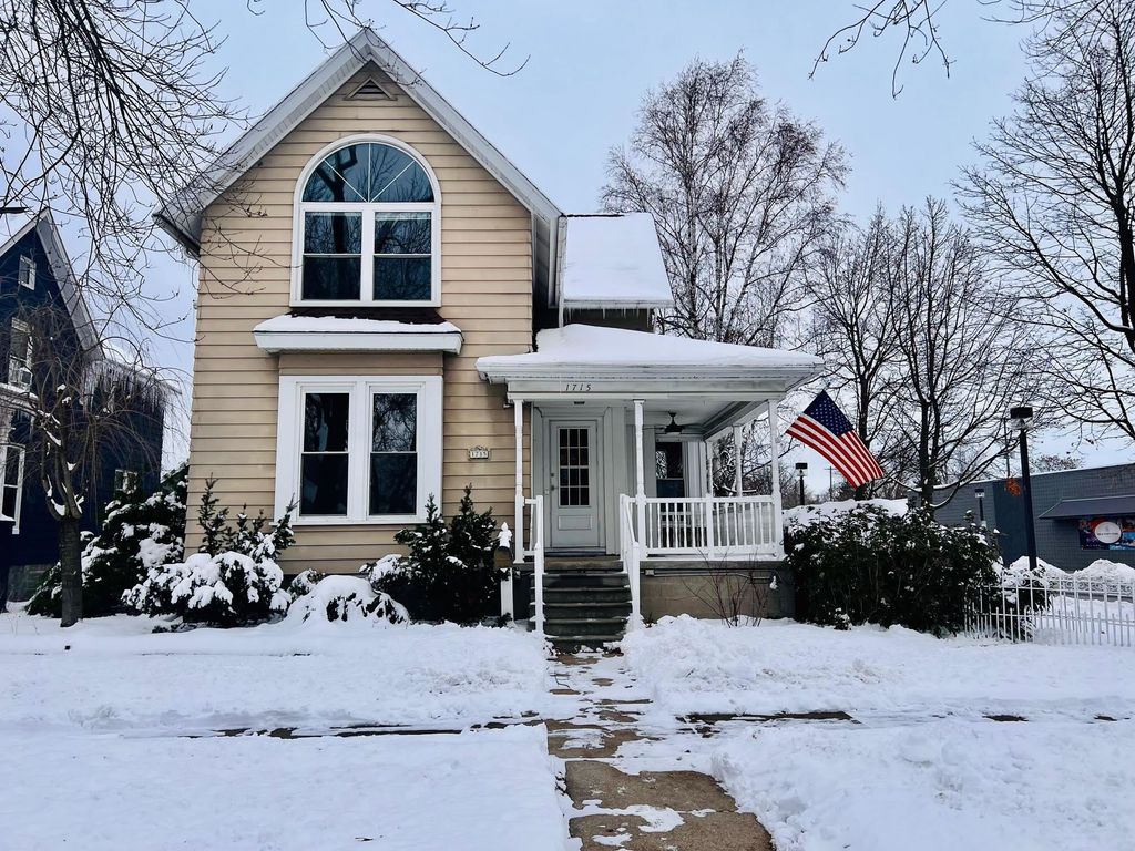 1715 5th Street, Bay City, MI 48708