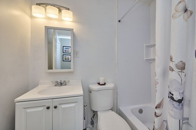 790 Hyde Park Ave 24, Boston, MA 02136