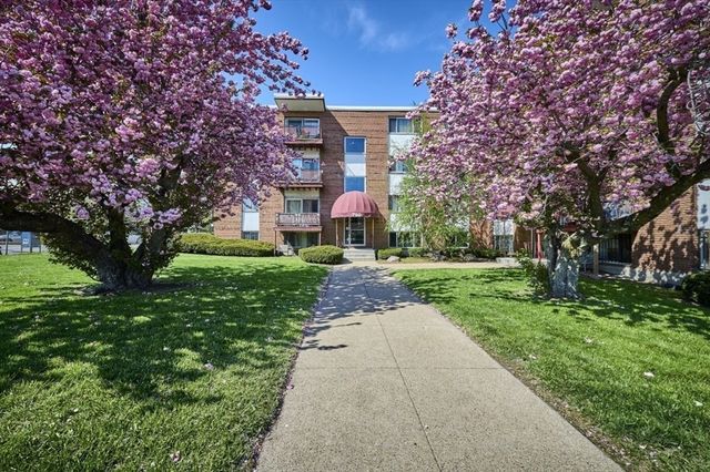 790 Hyde Park Ave 24, Boston, MA 02136