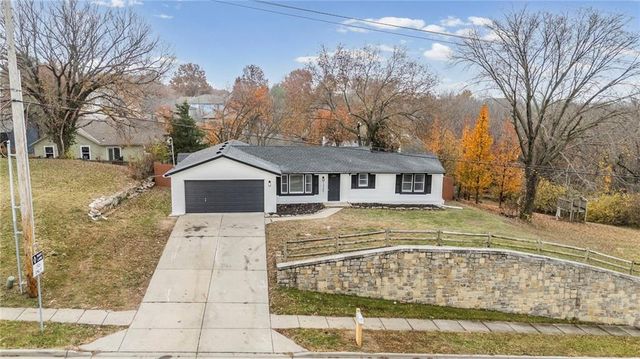 13305 W 51ST Street, Shawnee, KS 66216