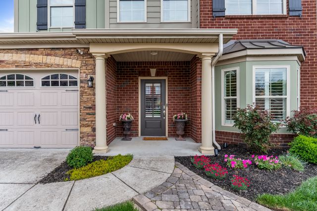 2516 Westerham Way, Thompsons Station, TN 37179