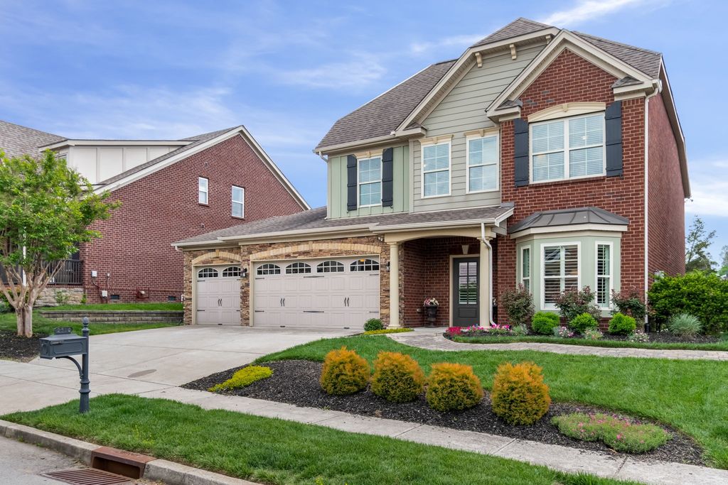 2516 Westerham Way, Thompsons Station, TN 37179