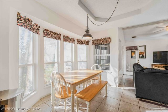 9 Hills Dale Street, Van Buren, AR 72956