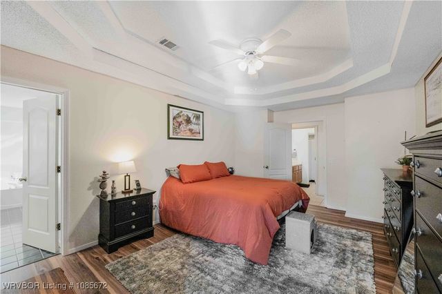 9 Hills Dale Street, Van Buren, AR 72956