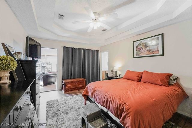 9 Hills Dale Street, Van Buren, AR 72956