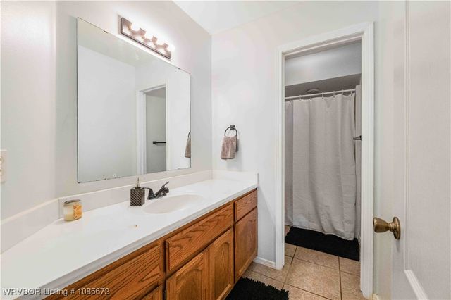 9 Hills Dale Street, Van Buren, AR 72956