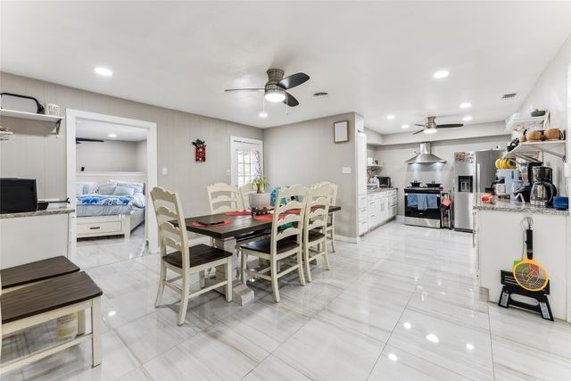 420 Shady Oaks Lane, Paris, TX 75460