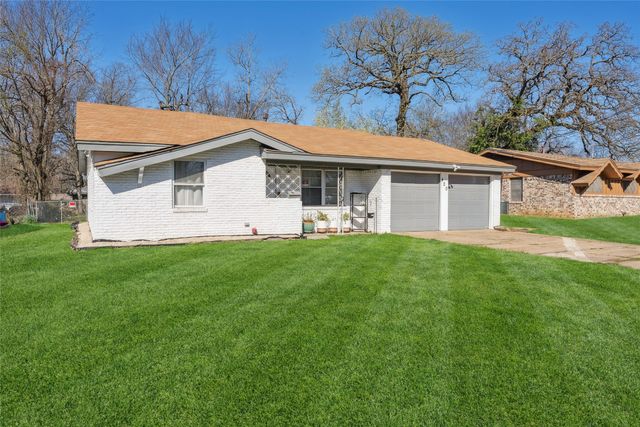 420 Shady Oaks Lane, Paris, TX 75460