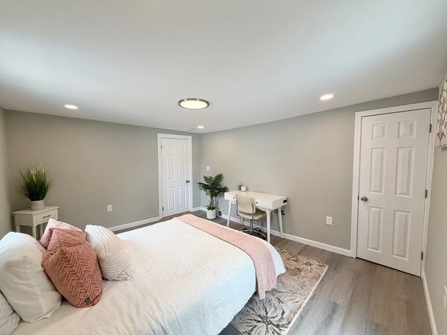 87 Vezina Ave, Leominster, MA 01453