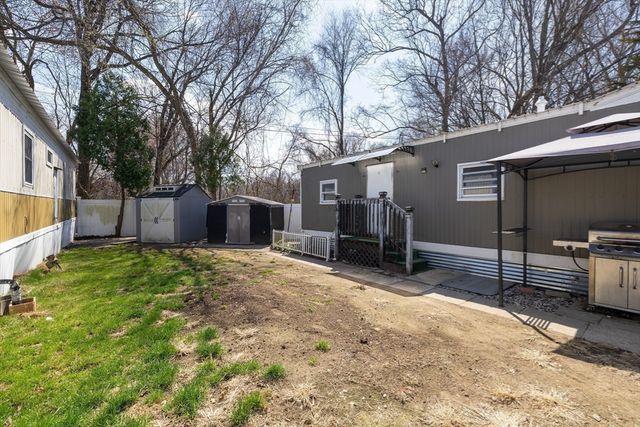 229 Miller St F6, Ludlow, MA 01056