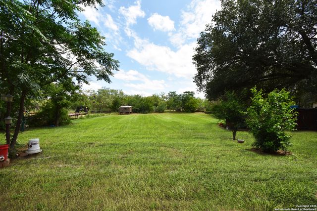 15116 Magnolia, Lytle, TX 78052