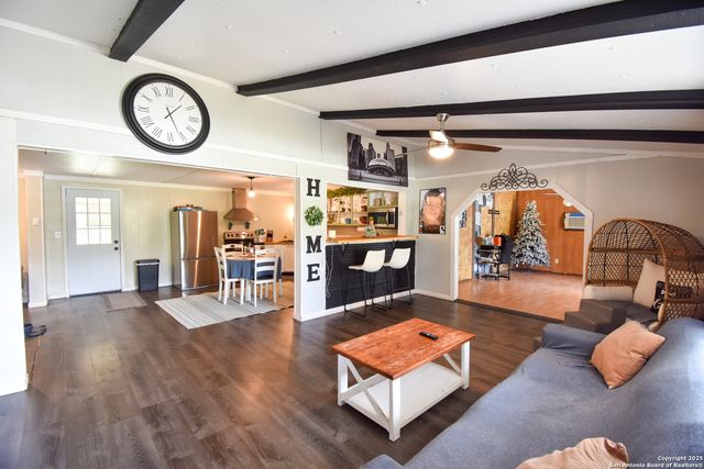 15116 Magnolia, Lytle, TX 78052