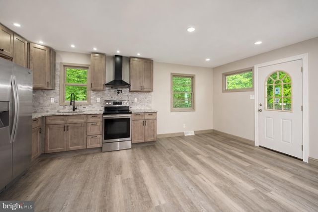 1525 S 13TH ST, Harrisburg, PA 17104