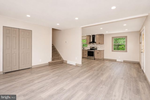 1525 S 13TH ST, Harrisburg, PA 17104