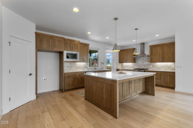 20607 SE Boer SE, Bend, OR 97702