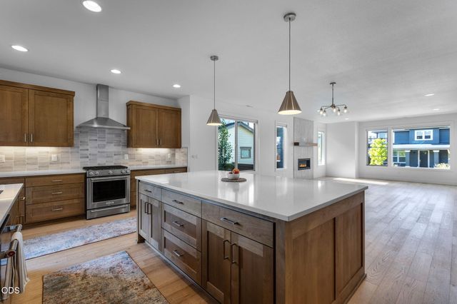 20607 SE Boer SE, Bend, OR 97702