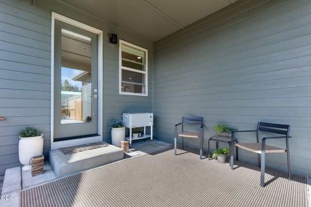 20607 SE Boer SE, Bend, OR 97702