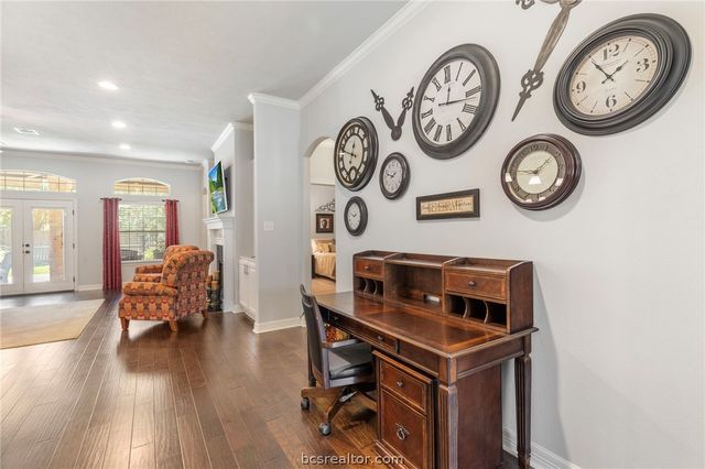 318 Cecilia Loop, College Station, TX 77845