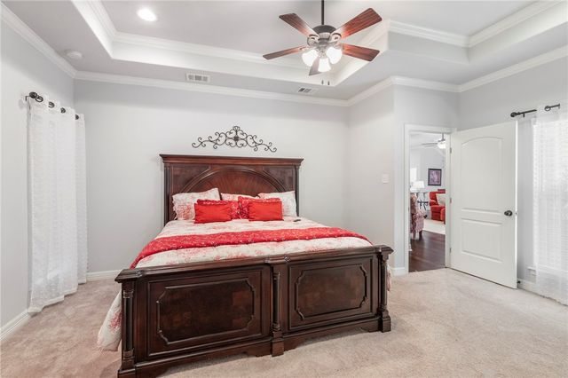 318 Cecilia Loop, College Station, TX 77845