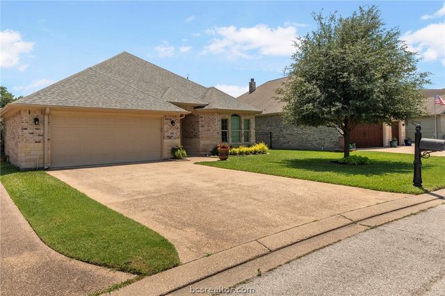 318 Cecilia Loop, College Station, TX 77845