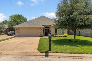 318 Cecilia Loop, College Station, TX 77845