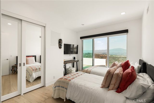 3230 Tyrol Drive, Laguna Beach, CA 92651