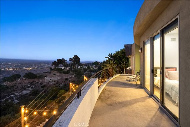 3230 Tyrol Drive, Laguna Beach, CA 92651